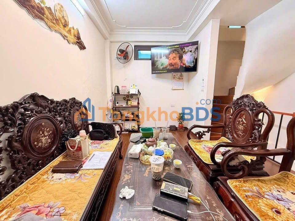 Nhà riêng Trấn Vũ Ba Đình 36m² 16 tỷ – Ô tô vào tận nhà
