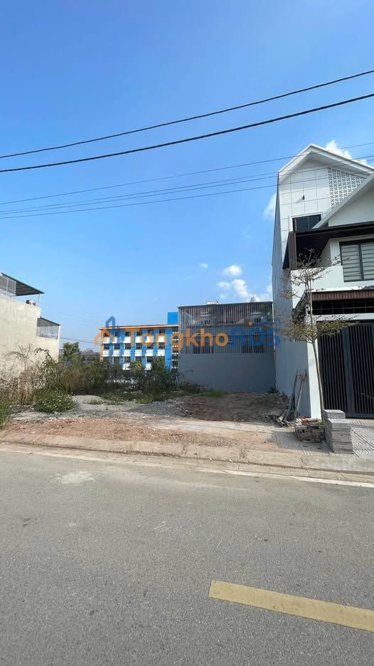 Đất thổ cư 100m² TP Sơn La - Hướng Bắc, Đường rộng 1.8 tỷ