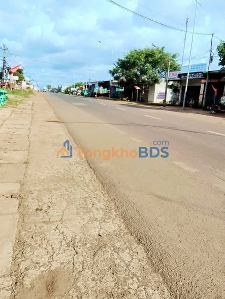 Đất nền Cư M'gar QL26 350m² giá 4.55 tỷ - Đường to ô tô