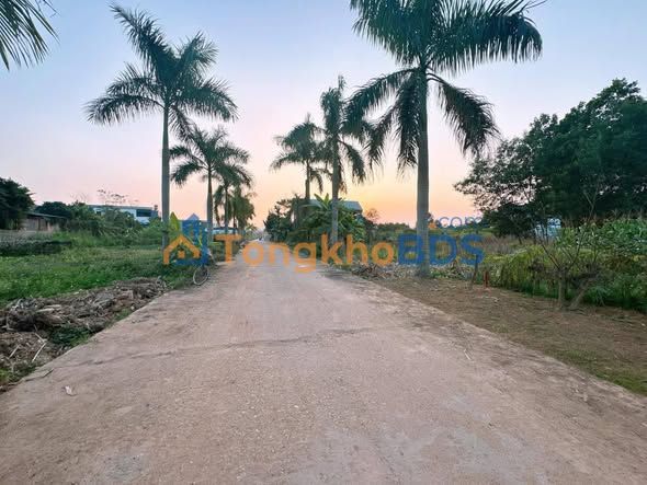 Đất nền Phú Thọ 171m² - Sổ đỏ vuông vắn, giá 1.x tỷ