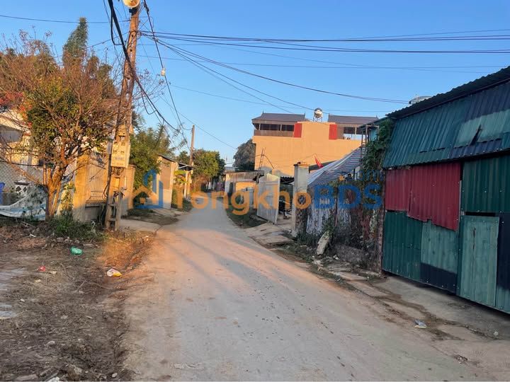 Đất nền 2 mặt tiền 58.8m² tại Sơn La - Sổ hồng thổ cư 100% - Giá 350 triệu