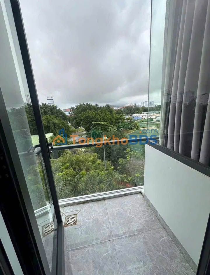 Cho thuê căn hộ Dã Tượng, Nha Trang - View biển 5 triệu/tháng