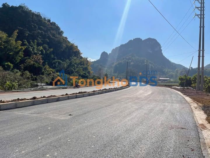 Bán đất 1500m² đường đôi Chiềng Ngần, Mai Sơn, Sơn La - Sổ đỏ sẵn sàng giao dịch