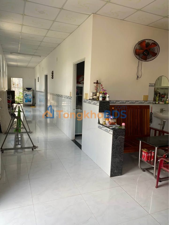 Nhà Đức Long, Đồng Nai - 156m² Giá 1 Tỷ - Sổ Giấy Tay, 4PN