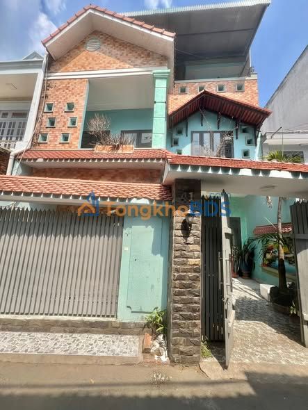 Nhà nguyên căn Bình Trưng Tây 110m² 15tr - Ô tô vào nhà