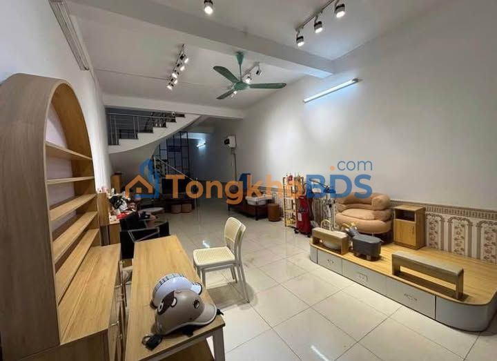 Bán nhà Mặt đường Nông Tiến, Tuyên Quang - 76m², 3PN, Sổ hồng sẵn