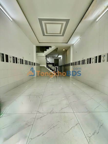 Nhà hẻm Luy Ban Bich Tân Phú 72m2 8.9 tỷ - Ô tô vào nhà