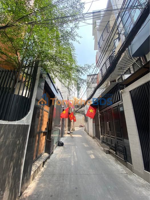 Nha Phan Tay Ho P7 31m2 900 trieu - Chinh chu ban gap