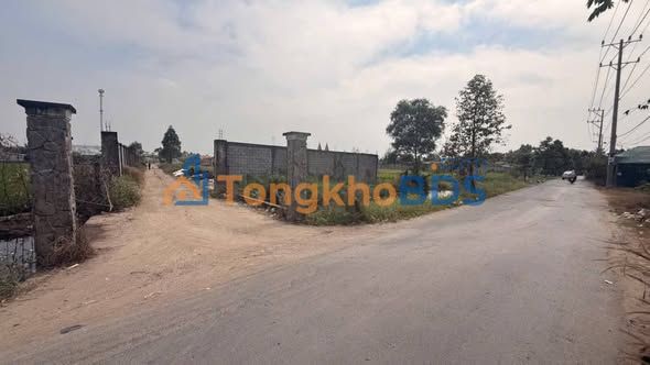 Đất Nền 2000m² Full Thổ Cư Ngay KCN Cầu Tràm - Giá 18 Tỷ