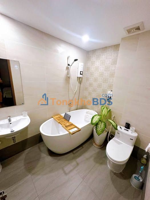 Căn hộ Gateway Q5 74m² - View Biển Trực Diện, Full Nội Thất Cao Cấp