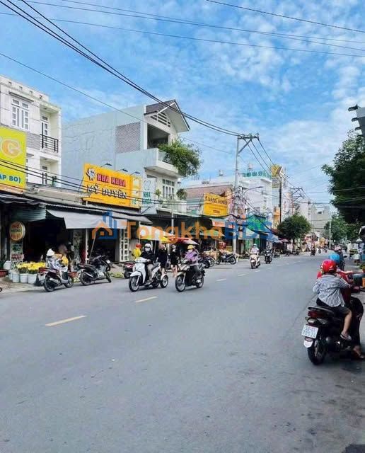 Nhà phố Đông Hưng Thuận 205m² 14.35 tỷ - Kinh doanh
