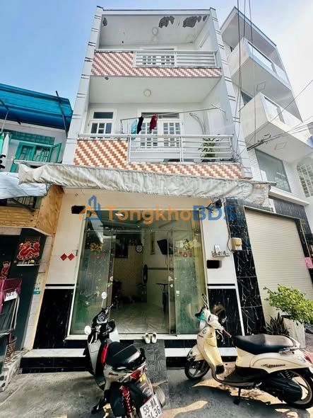 Nhà Quận 11 Lạc Long Quân 33m² 5.79 tỷ - Chính chủ bán