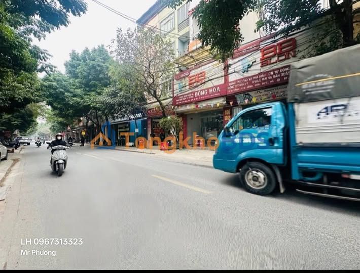 Nhà mặt đường QL422 Sơn Đồng 58m² giá 9 tỷ - Ô tô vào tận nhà