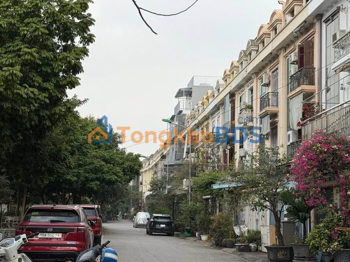 Nhà Phân Lô Mặt Tiền 6m Kinh Doanh Gần Aeon Mall Long Biên - 5 Tầng, 530m², Hơn 20 Tỷ