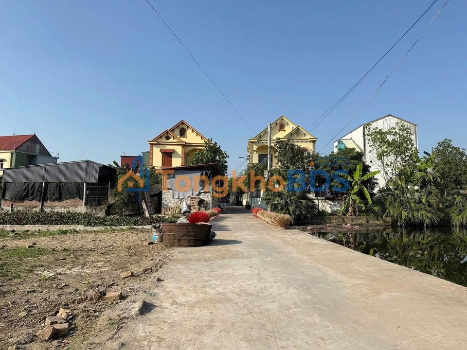 Đất nền Duyên Hải Hưng Hà 112m² - Đường to ô tô