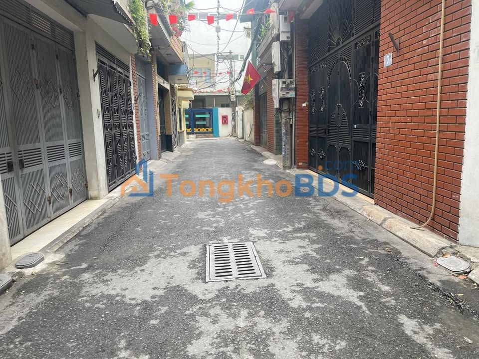 Nhà Nguyễn Sơn Long Biên 57m² 16.95 tỷ - Ô tô vào nhà