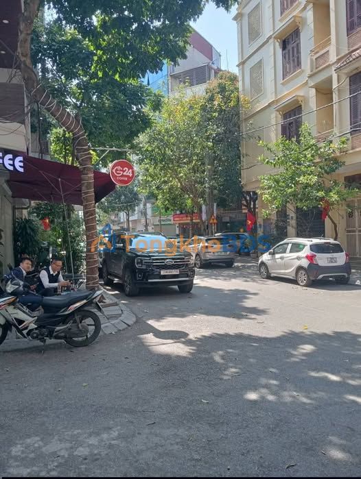 Nhà Phố Nghĩa Đô - Phạm Tuấn Tài 53m² 23 tỷ - Ô tô vào nhà