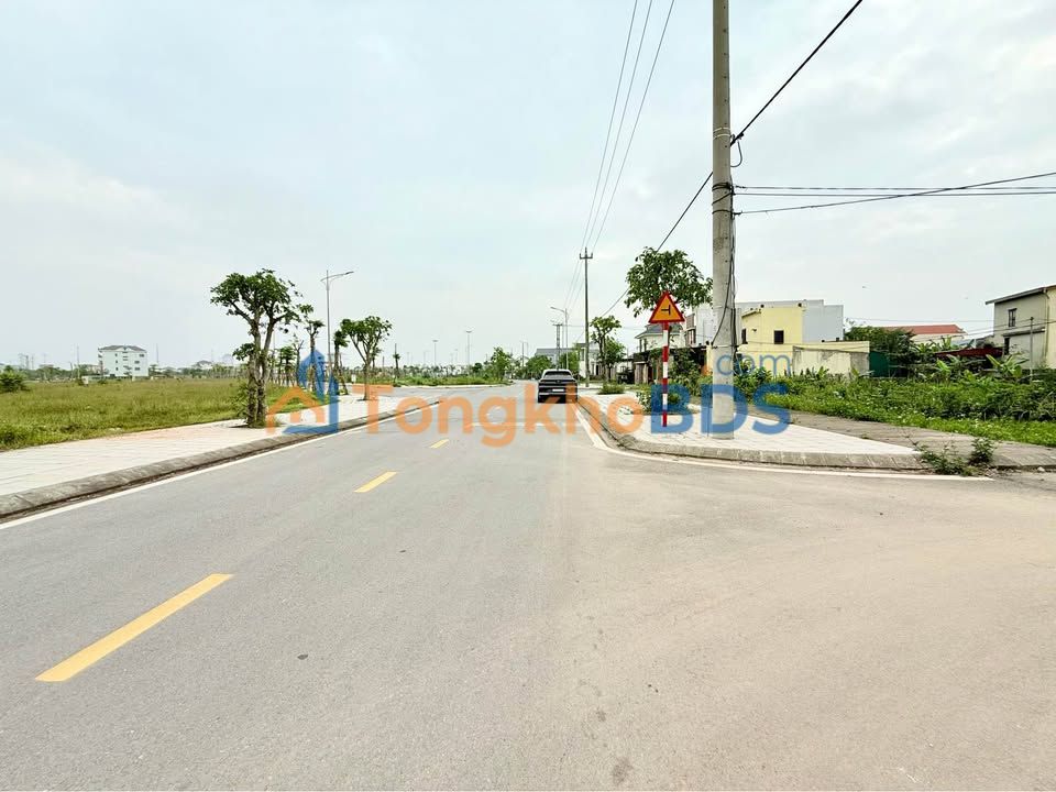 Đất nền Đức Thắng Đồng Hới 250,5m² 5 tỷ - Sổ đỏ chính chủ