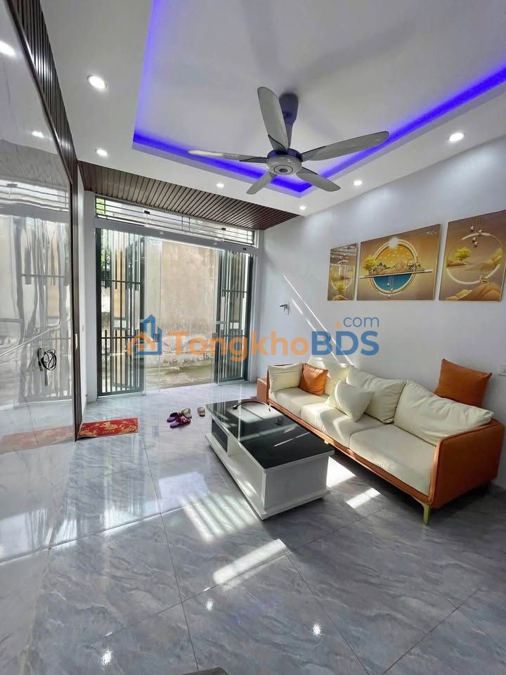 Nhà Cẩm Thủy Cẩm Phả 100m² 1.7 tỷ - Sẵn sàng ở ngay