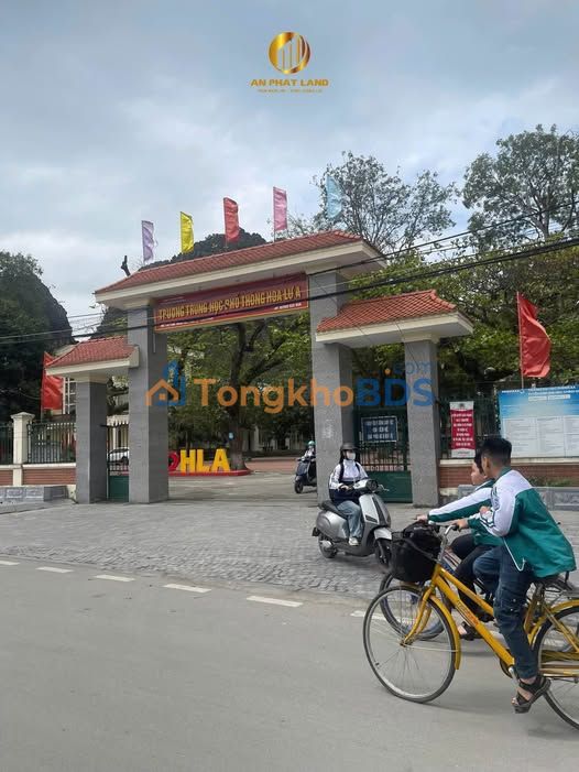 Bán Đất Vườn Non, Thiên Tôn 300m² - Mặt Tiền 15m Hướng Nam Lệch Đông