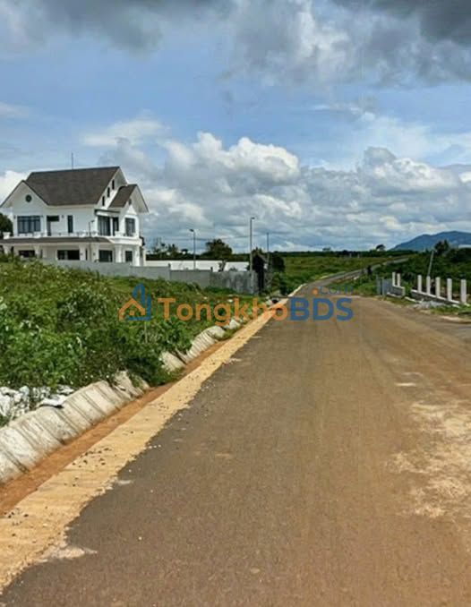 Đất mặt tiền Nguyễn Tri Phương 212m² 1.9 tỷ - Sổ đỏ chính chủ