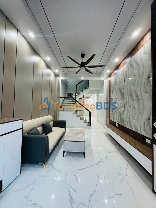 Nhà 3 Tầng Ngõ 20 Ngô Quyền, Hải Dương - Ô tô đỗ cửa, 47.5m2, 3.2 tỷ