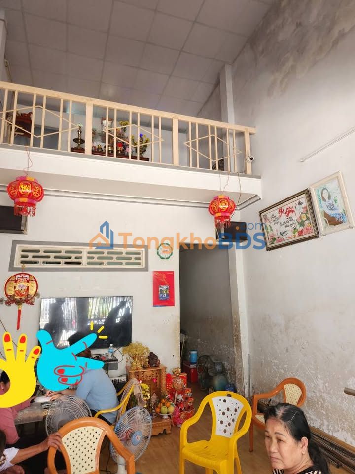 Nhà hẻm Nguyễn Phi Khanh Nha Trang 60m² 3,98 tỷ - Ô tô vào
