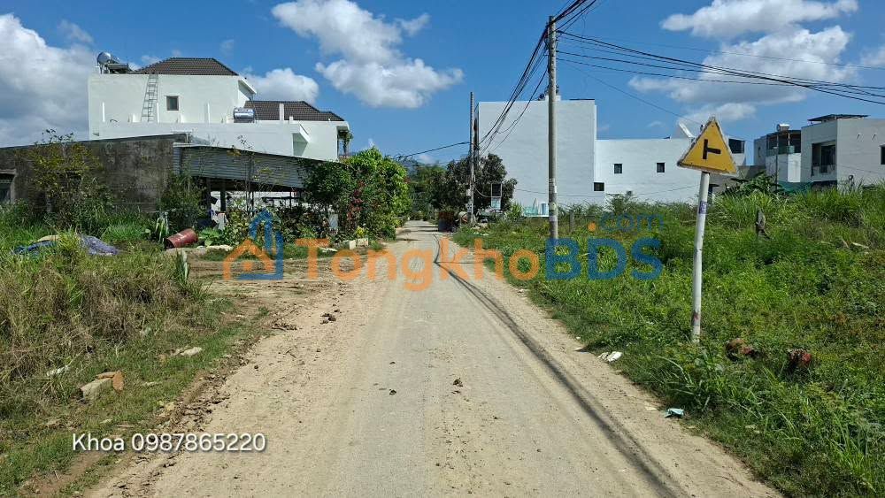 Đất nền Diên An Chợ Chiều 62m² 1.6 tỷ - Sổ đỏ chính chủ