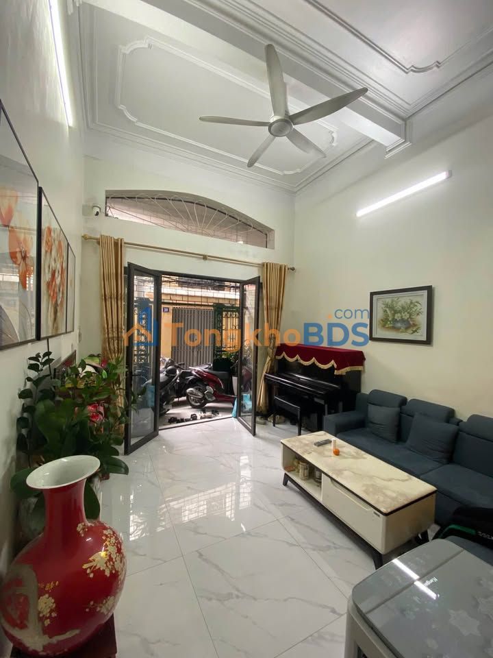 Nhà riêng Trần Nguyên Hãn 74m² 2,75 tỷ - Chính chủ sẵn ở