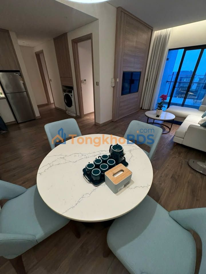 Căn hộ Alacarte Hạ Long 72m² giá 4,2 tỷ - View đẹp chạm biển