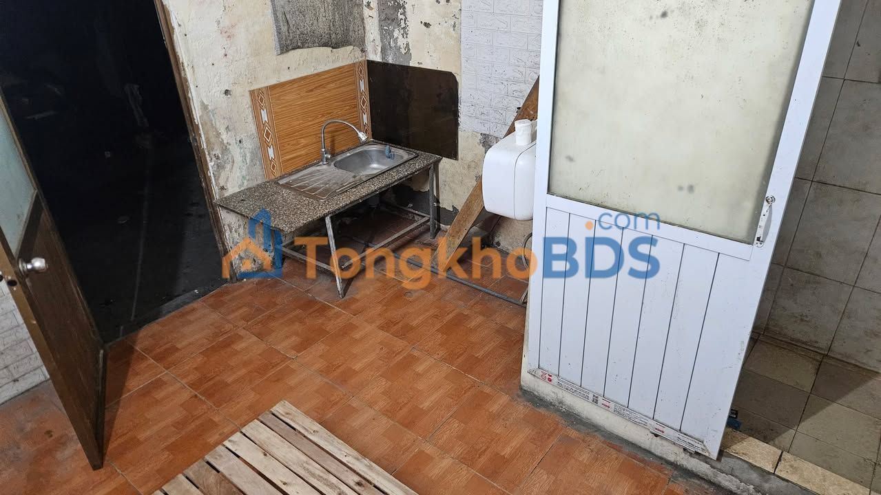 Phòng trọ Nguyễn Đức Cảnh 12m² 1.1 triệu - Sẵn sàng ở ngay