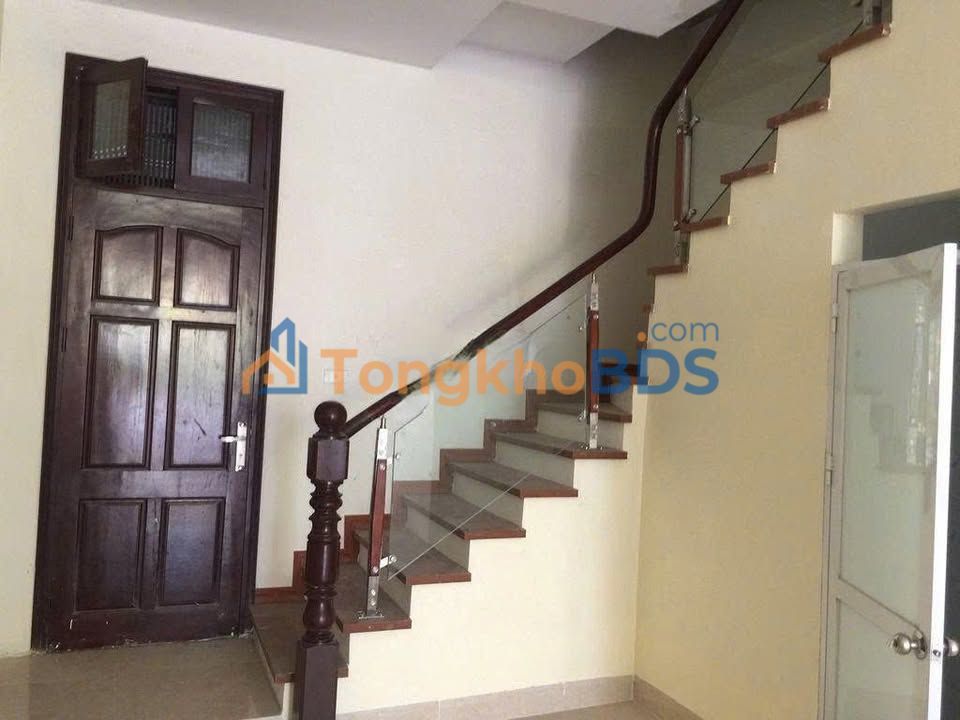 Nhà phố Nguyễn Công Thái 55m², 25 triệu - Mặt tiền kinh doanh