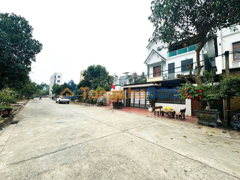 Đất nền Liên Bảo 100m² giá 2.X tỷ - Sổ hồng sẵn