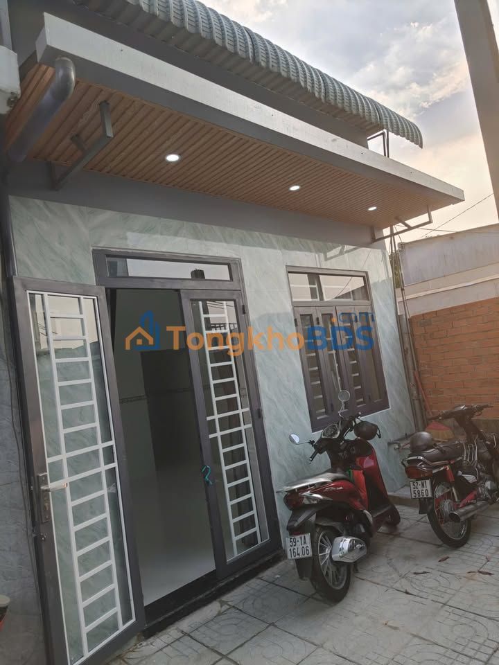 Nhà Thới Tam Thôn Hóc Môn 55m² 1.65 tỷ - Sẵn sàng ở ngay