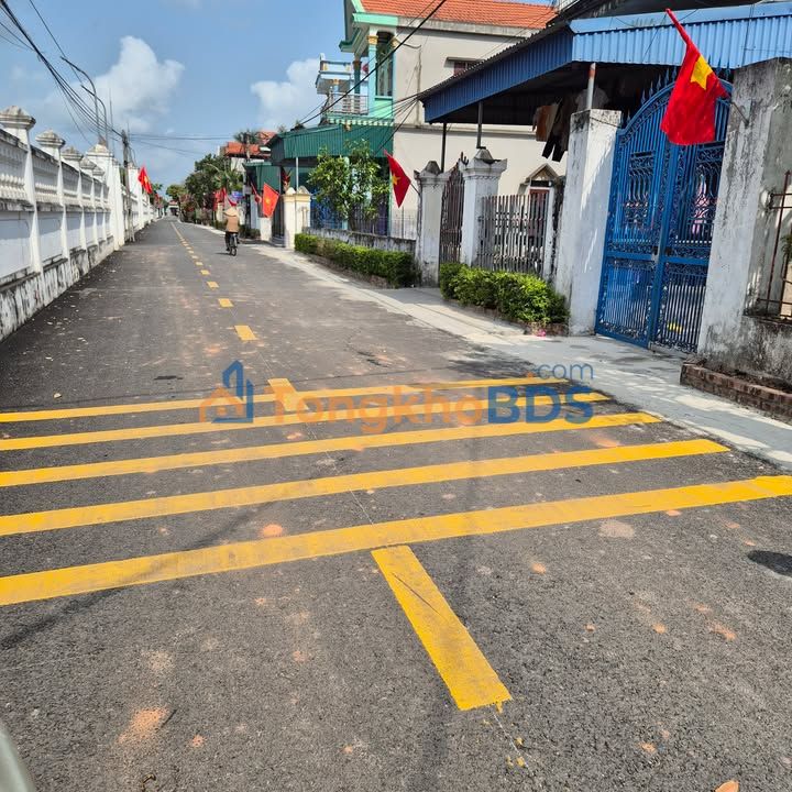 Đất nền Xóm 10 Khánh Nhạc 126m² 1.4 tỷ - Giá tốt hiếm có