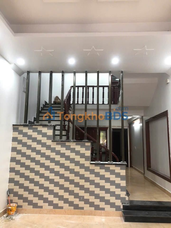 Nhà cho thuê KĐT Vạn Lộc 10 triệu - Sẵn sàng ở ngay