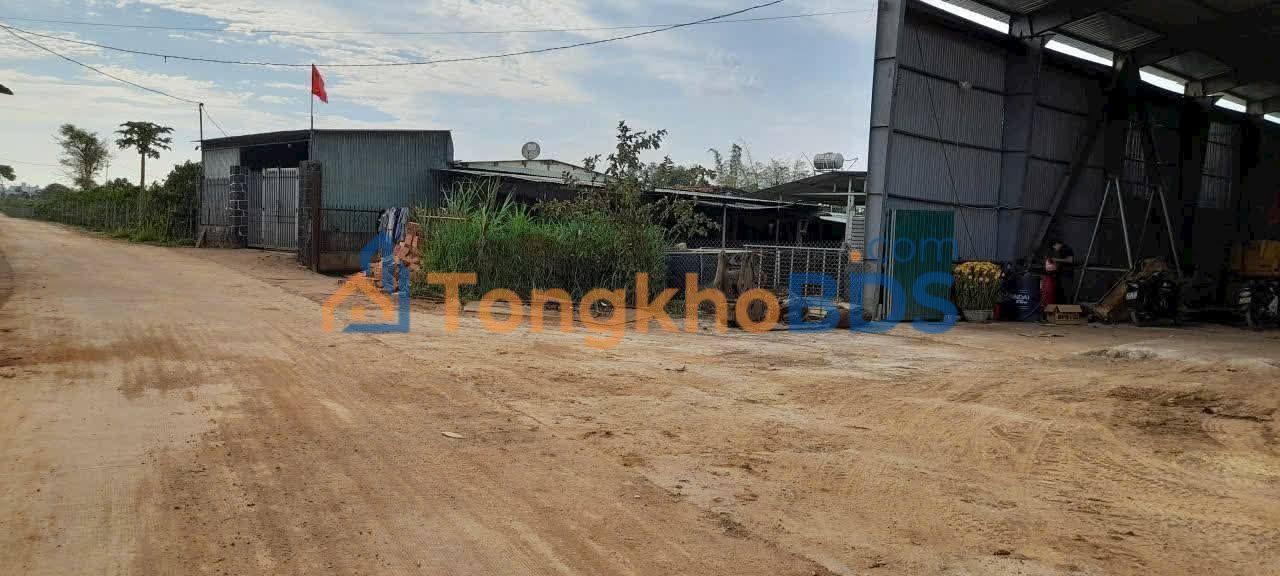 Đất Nguyễn Tuân Pleiku 144m2 700 triệu - Sổ đỏ chính chủ