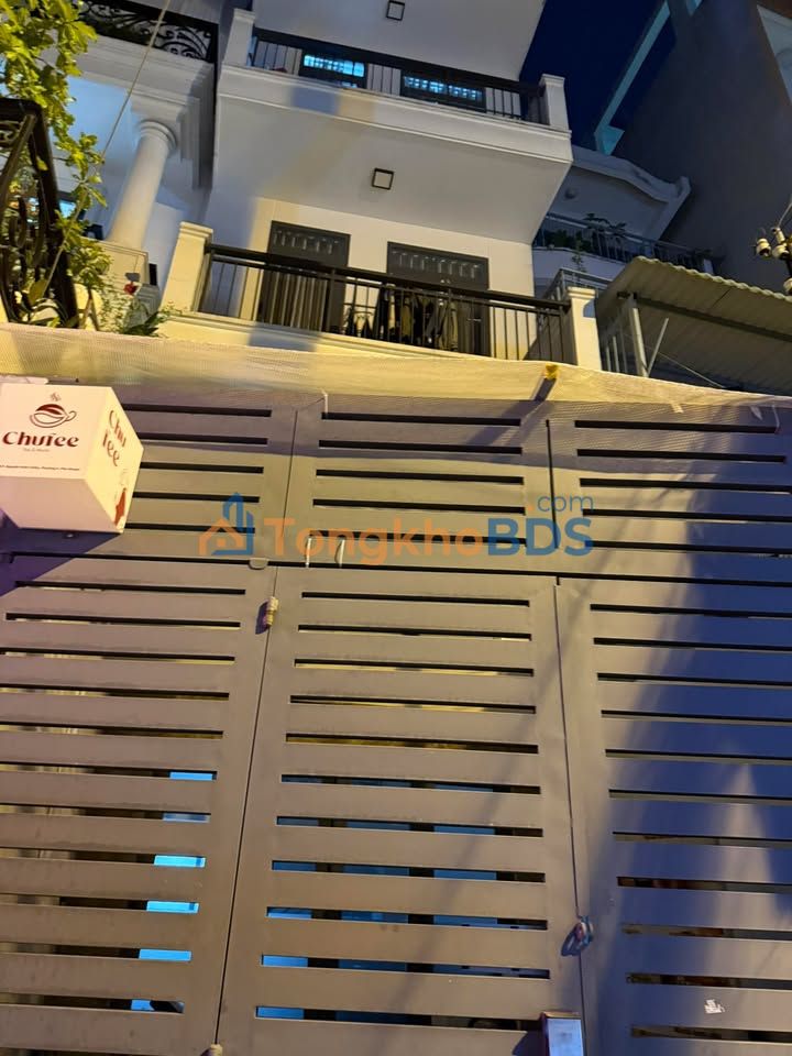 ServicedApartment P26 Binh Thanh 100m2 500tr - O to vao nha