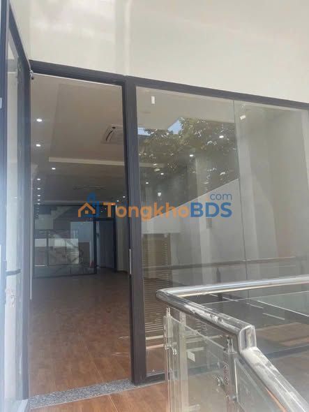 Mặt bằng Ba Vì Q.10 72m² 18 triệu - Mặt tiền kinh doanh