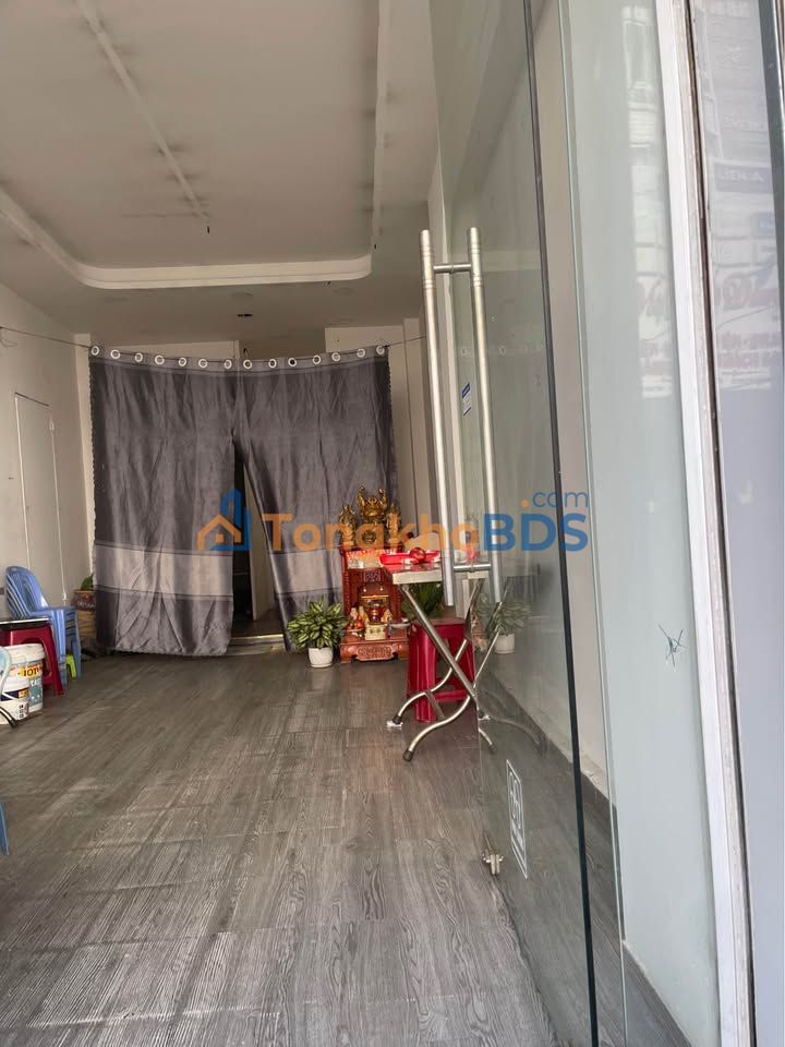Mặt bằng Phan Đình Phùng Đà Lạt 11 triệu - mặt tiền kinh doanh