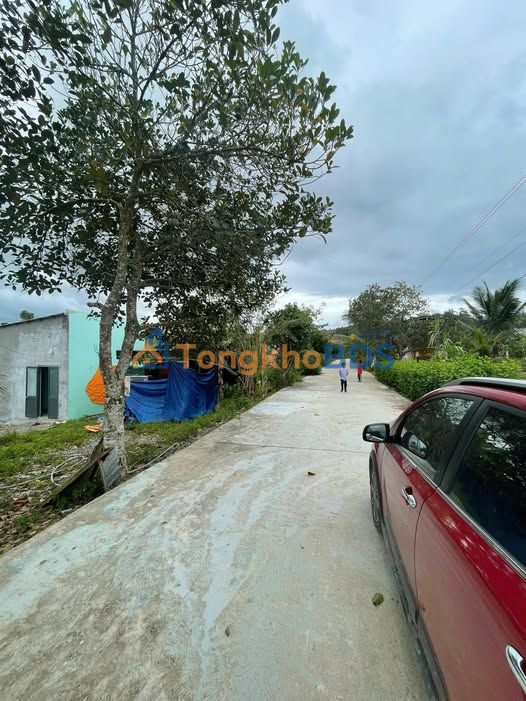 Bán Đất Cam Đức, Cam Lâm 3000m² - Giá 900 Triệu, Sổ Đỏ Sẵn