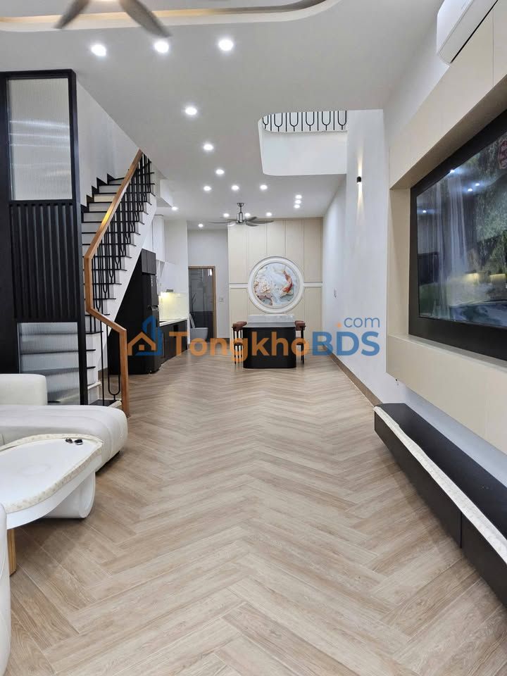 Nhà Mỹ An 23 Đà Nẵng 250m² giá 11 tỷ - Chính chủ bán