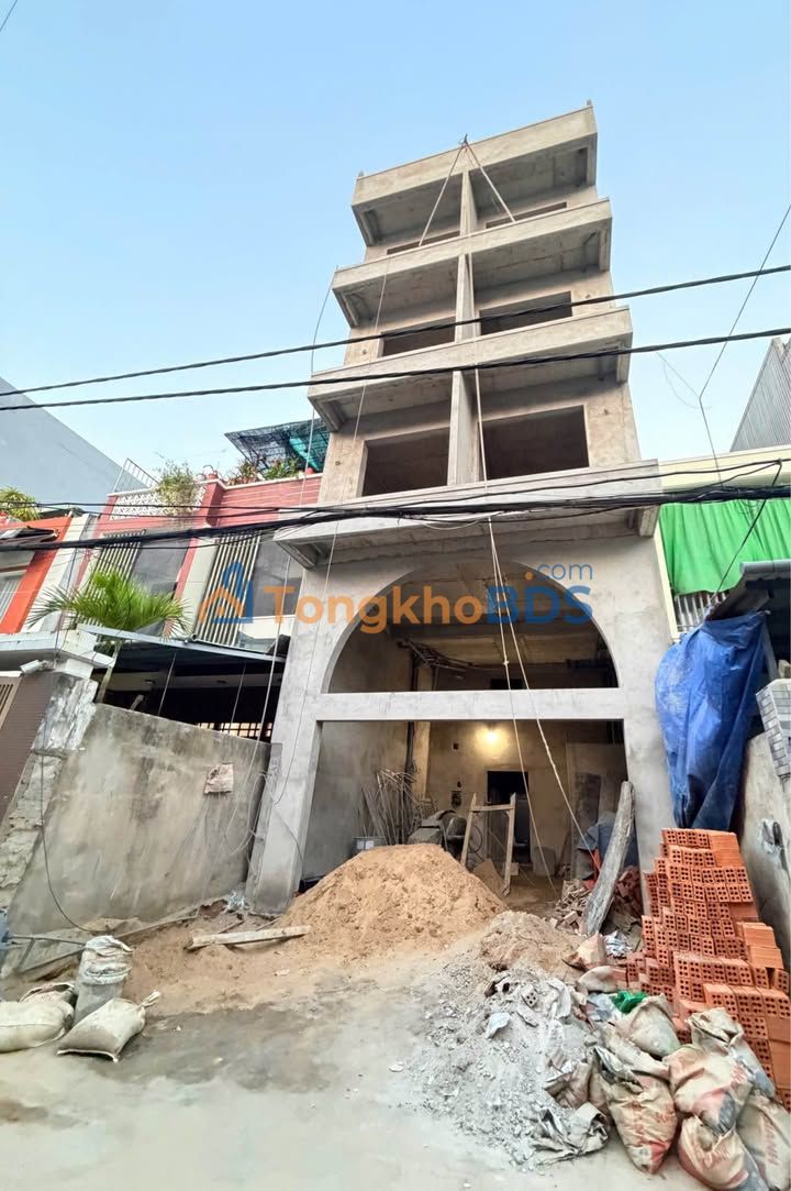 Can ho Son Tra Le Huu Trac 147m2 23 ty - Huong tot