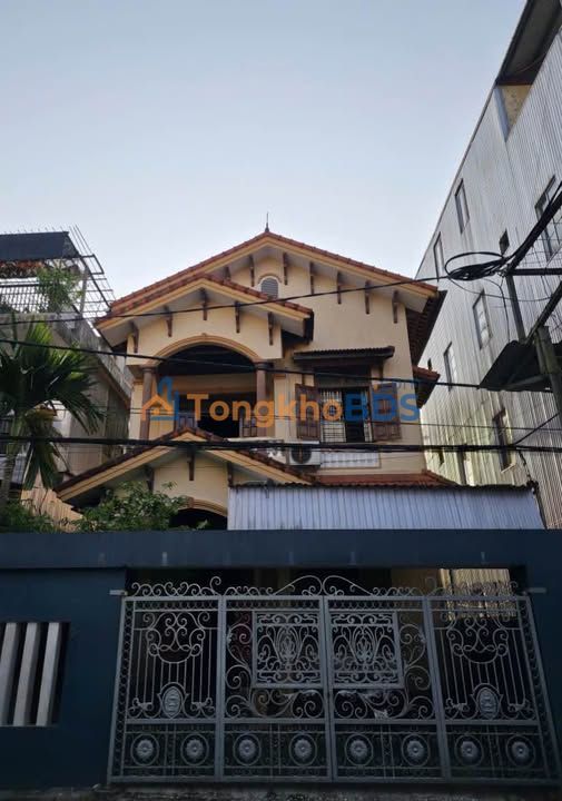 Nhà 2 Tầng Kiệt Ô Tô Điện Biên Phủ, Huế - 156m² Sẵn Sàng Ở Ngay