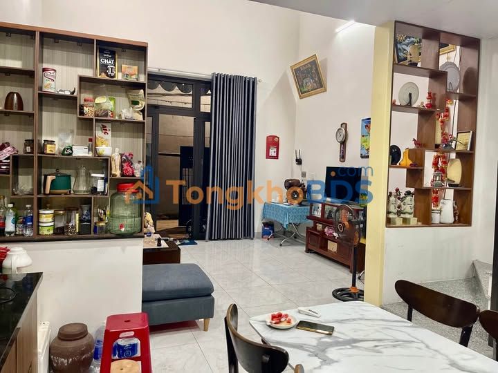 Nhà Nguyễn Lương Bằng 98m² giá 4.09 tỷ - Ô tô vào tận nhà