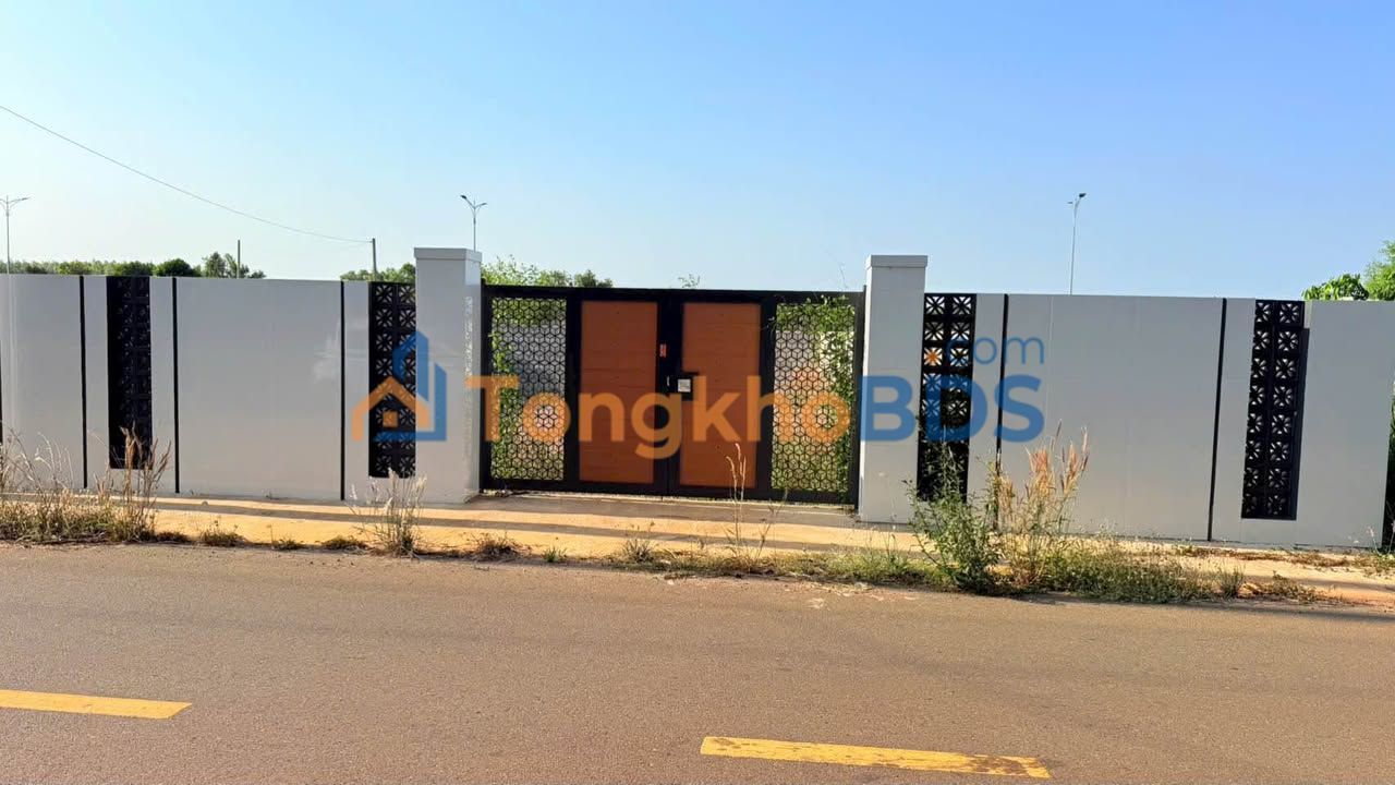 Đất nền Đất Đỏ 242m² giá 1.8 tỷ - Đường to ô tô