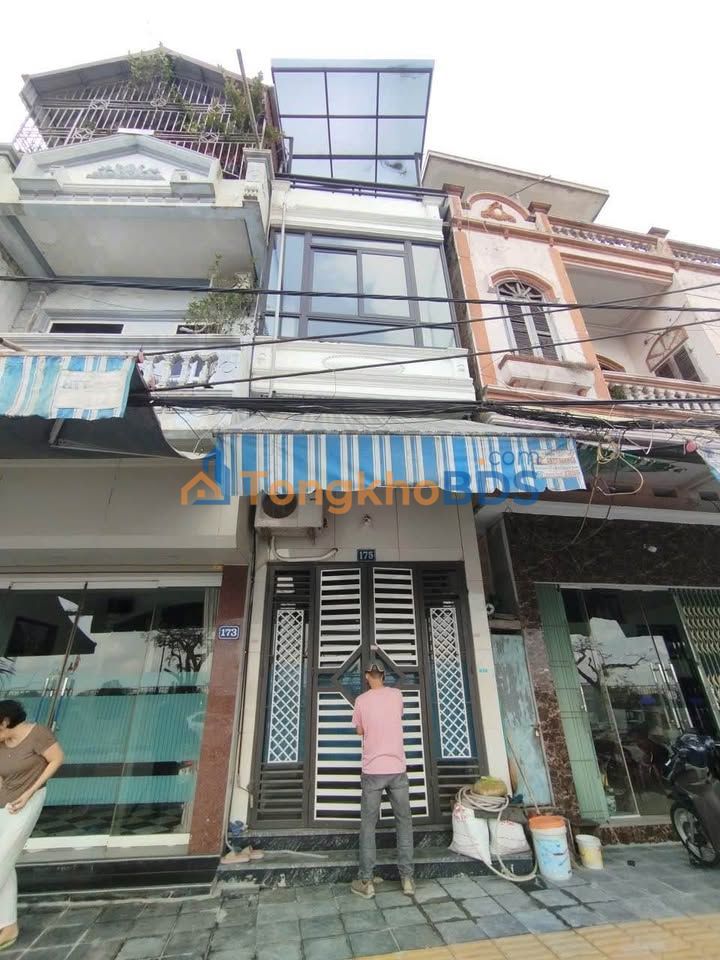 Nhà Trần Nhân Tông Nam Định 18m² 2 tỷ - Chính chủ bán