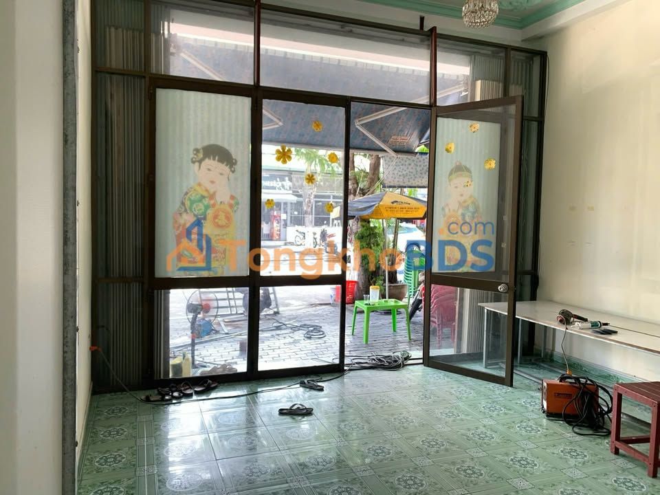 Nhà 3 tầng Mỹ An 65m² 15.5 triệu - Sẵn sàng ở ngay