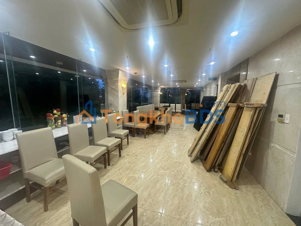 Nhà Phạm Văn Đồng Sơn Trà 200m² 30 triệu - Kinh doanh ngay
