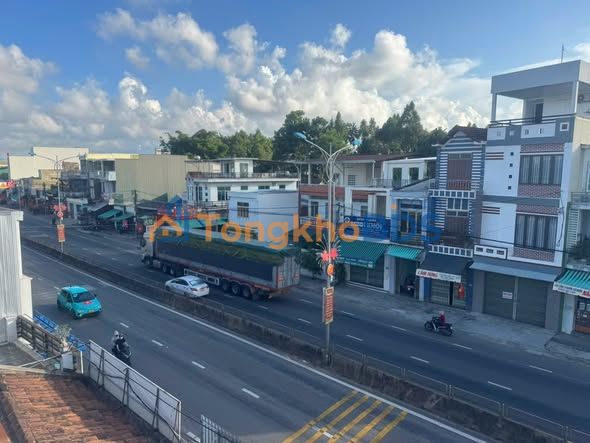 Nhà mặt tiền La Hà 113m² 2.9 tỷ - Ô tô vào tận nhà